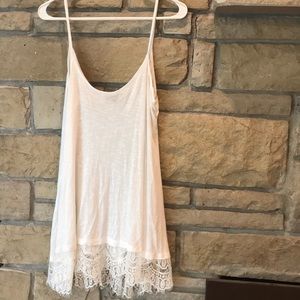 White lace fringe tank. Size junior Large.